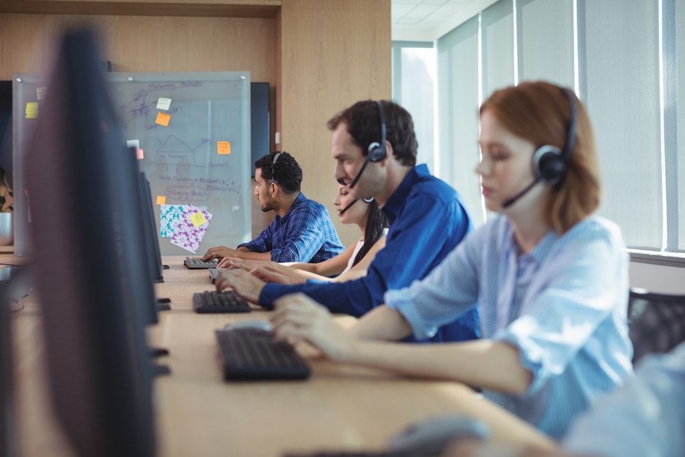 Comment le logiciel de centre d'appel transforme le service client - Arai