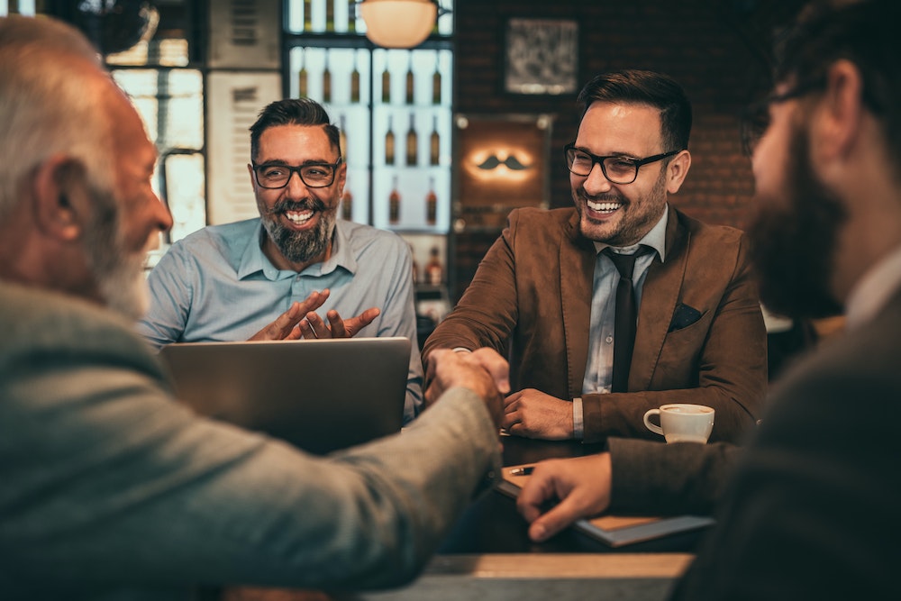 Dépassement des seuils de chiffre d'affaires pour les micro-entrepreneurs : quelles conséquences ?