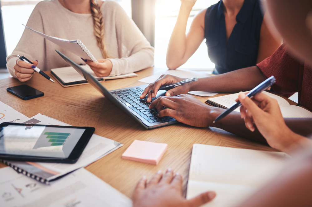 Comment réaliser un SWOT étape par étape : le guide complet
